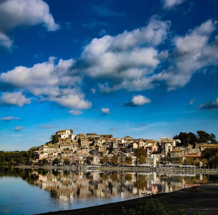 Iride Sul Lago 1 Via Principessa Jolanda 10-Piazza Del Molo Leilighet Anguillara Sabazia Eksteriør bilde